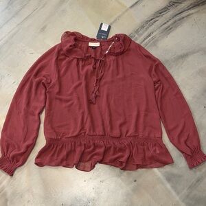 NWT Universal Thread Boho Ruffle Smocked Peasant Blouse Mauve Large